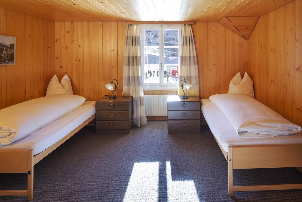 Hotel Berghaus Maennlichen Grindelwald Exterior foto